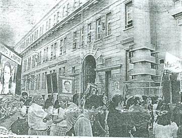 Movilización frente al ex SI, Rosario.