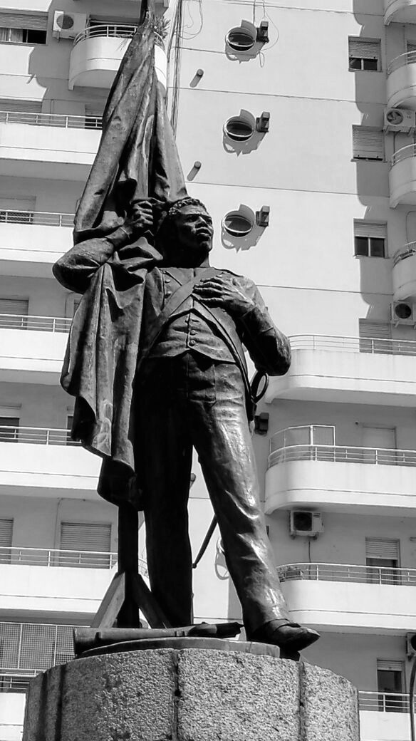 Lucio Correa Morales, Monumento a Falucho, 1897, bronce